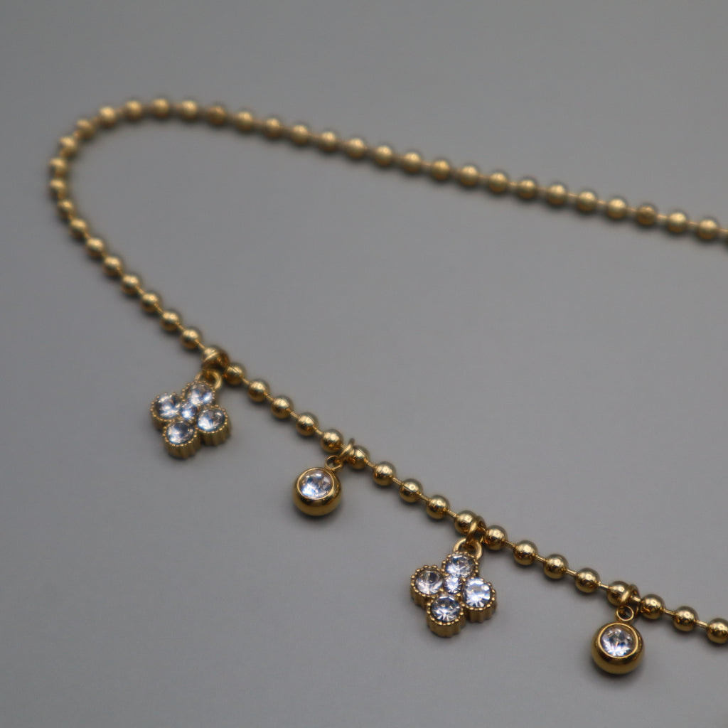 Bloom Clover Necklace