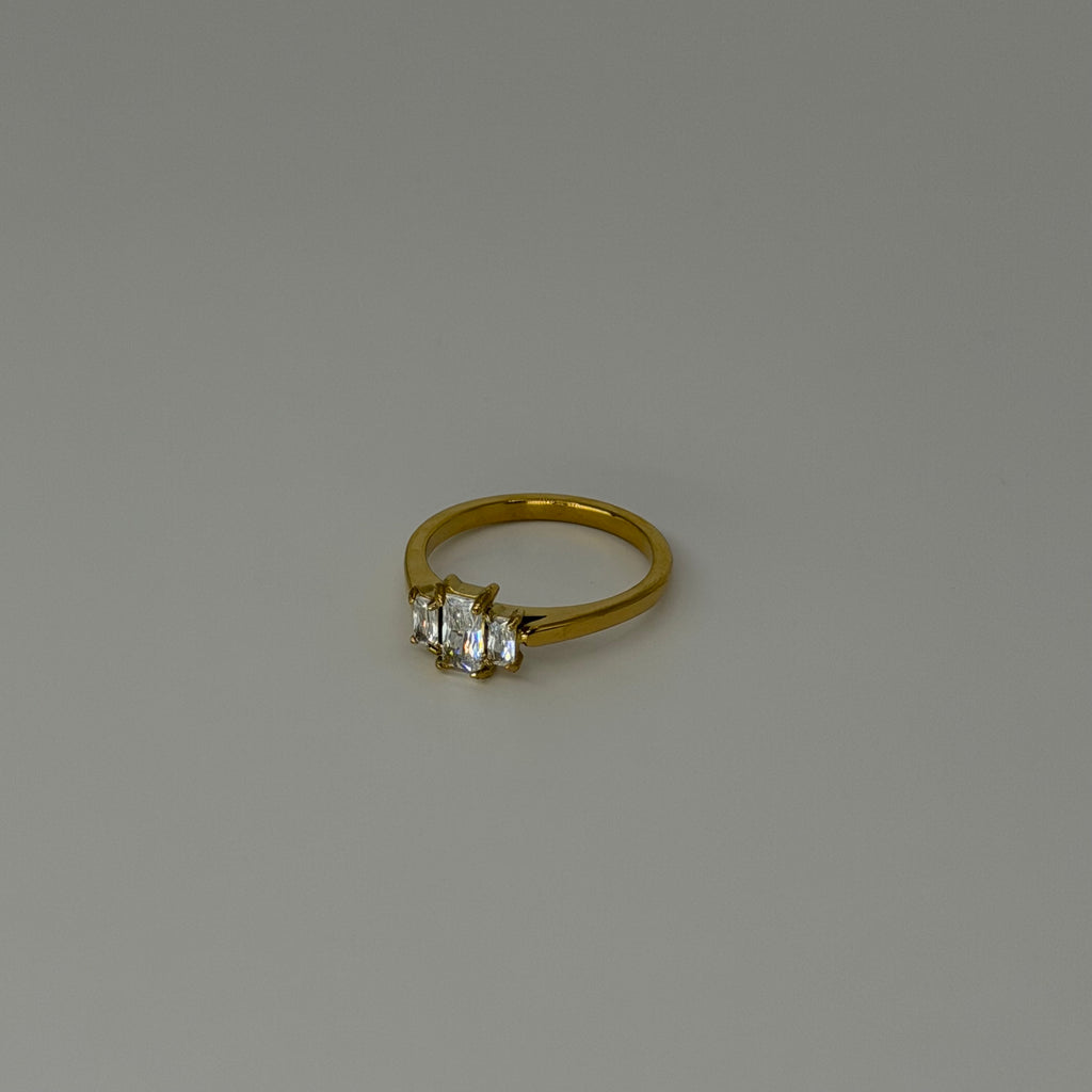 Crystal Throne Ring
