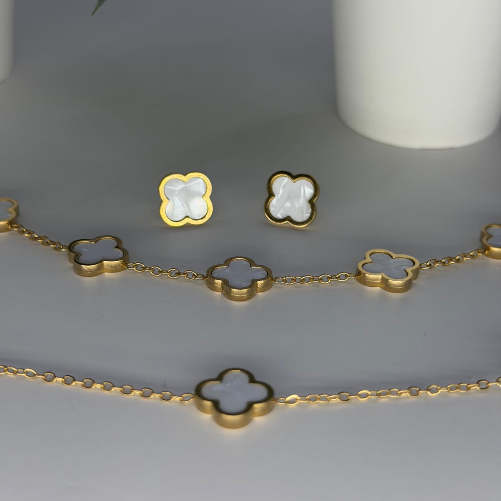 Pearl Clover Set