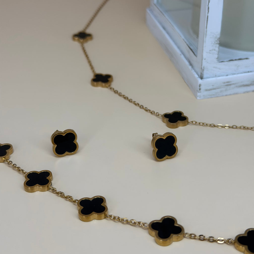Noir Clover Set